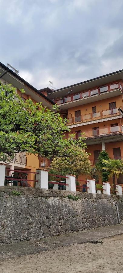 Miralago Casa メナッジョ エクステリア 写真