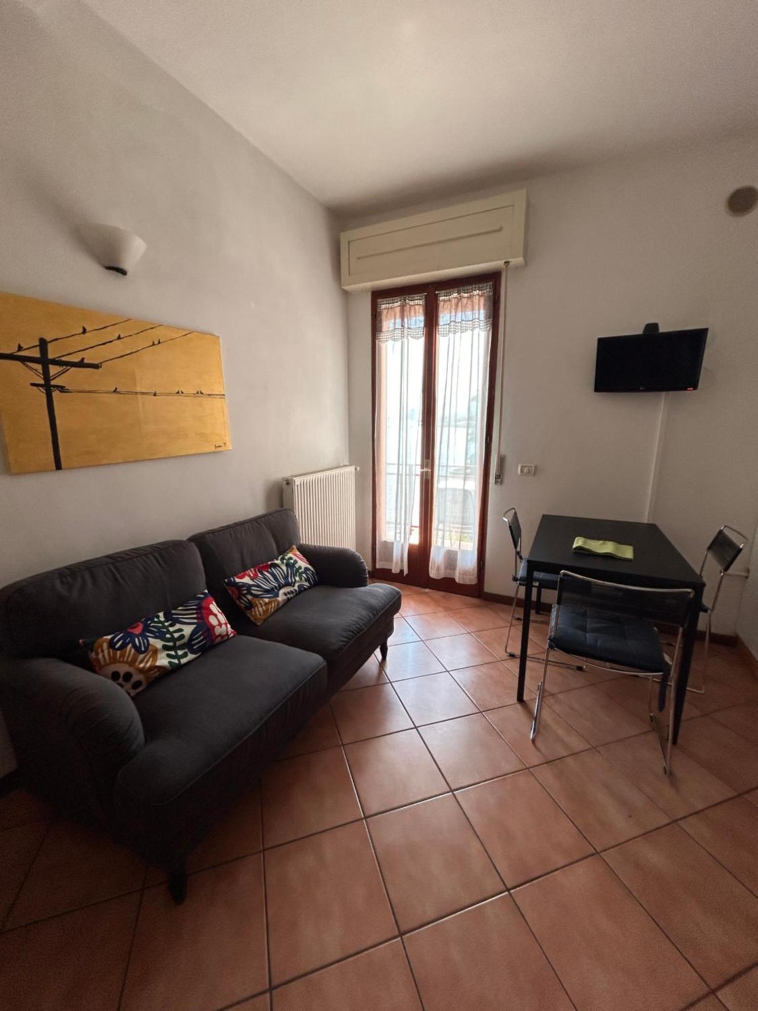 Miralago Casa メナッジョ 部屋 写真